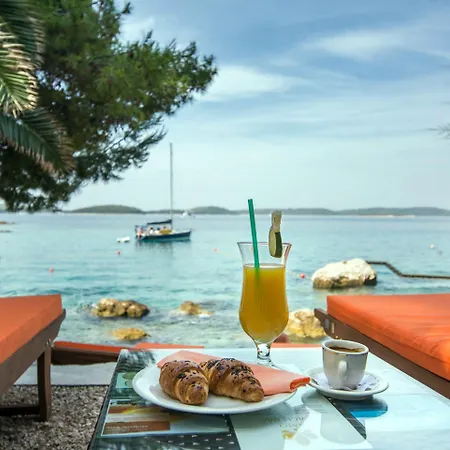 호텔 팟스티네 흐바르