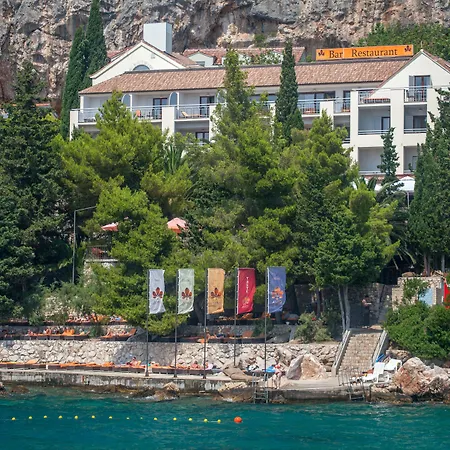 팟스티네 흐바르