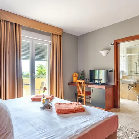 Podstine 4* Hvar Town