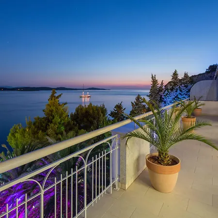 Podstine 4* Hvar Town